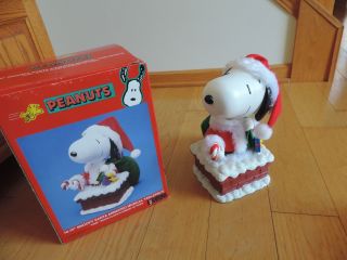 Peanuts Animated Musical Snoopy Santa Figure Tablepiece Santa Coming To Town