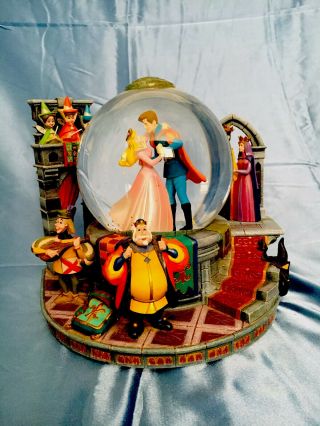 Disney Store Sleeping Beauty " Once Upon The Dream " Musical Princess Snow Globe