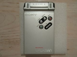 Vintage Sony Wm - R2 Stereo Walkman Cassette Player - Belt -