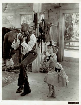 1935 Photo Actress Shirley Temple Tap Dancer Bill Robinson On Movie Set