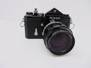 Vintage Nikon F Eye Level Black 35mm Slr Film Camera W/ Nikkor 1:2.  5/105mm Lens