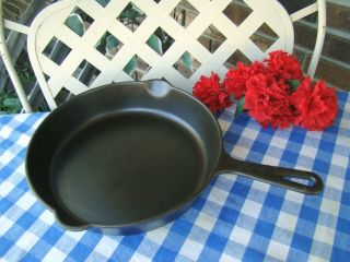 “mi Pet” Western Foundry Chicago Cast Iron 8 Skillet – Cleaned And Seasoned