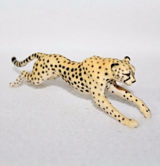 Stunning Safari Ltd 1997 “cheetah” 5 3/4 " Long