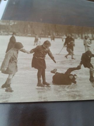 Rare Vintage 1930 ' s Photo Children Ice Skating P & A Photo 4x9 American History 3