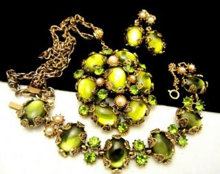 Vintage Signed Hollycraft Goldtone Green Jelly Glass Necklace Bracelet Earring