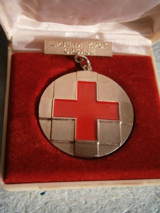 Red Cross Serbia Medal Badge Srbija Crveni Krst Medalja