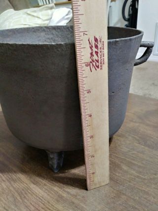 Small Cast Iron Bean Pot Peyote Drum Cauldron Bottom Gate Marked Needs Repairs