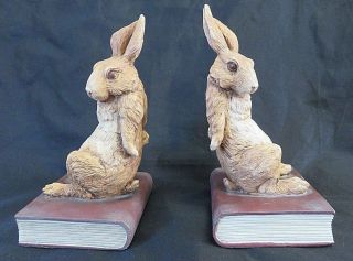 Vtg Animal Bookends Hare On A Book Artist Signed Rabbit Bunny Bookshelf Decor