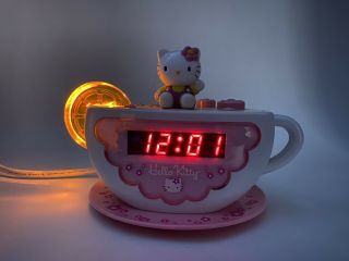Kawaii Sanrio Pink Hello Kitty Teacup Alarm Clock Radio &
