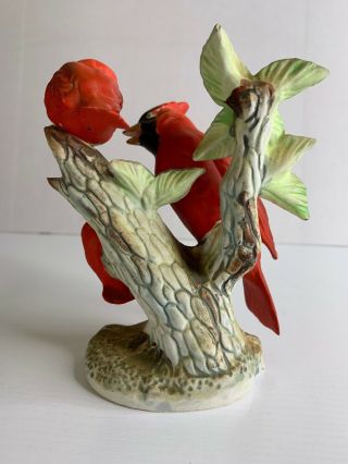 Enesco Cardinal Ceramic Figurine Family 3 Birds Baby Vintage 5.  5 