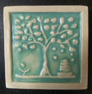 Small Tree With Honey Bee Hive - Skep - Art Tile