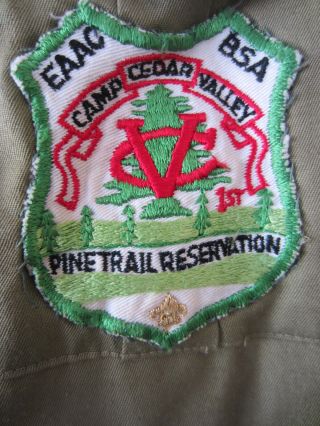 vintage Boy Scouts BSA youth shirt 14 - 16 patches Cedar Valley Pine Trail EAAC 3