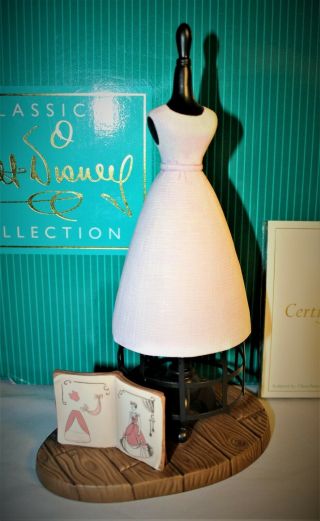Wdcc Disney Classics Cinderella " Dress Mannequin " Sculpture Box &