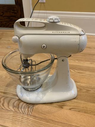 Vintage KitchenAid Kitchen Aid Stand Mixer White Model 3 - C 3C W 3qt Glass Bowl 2
