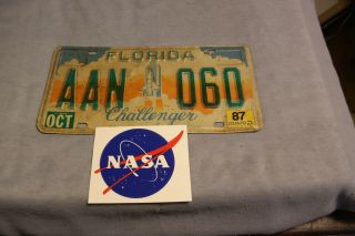 Space Shuttle Challenger Nasa Florida 1987 License Plate " Barn Find "