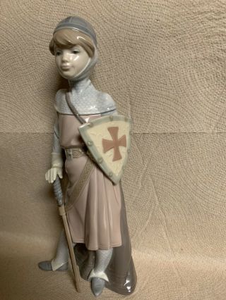 Lladro Figurine " Medieval Soldier " 1993 - 8.  5 " H