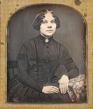 Pretty Young Woman Wearing Pin Pricked Brooch 1/6 Plate Daguerreotype E944