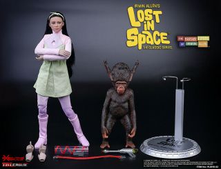 Executive Replicas Lost In Space - Penny Robinson 1/6 Scale Action Figure