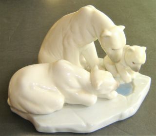 1984 Lladro Porcelain Figurine Bearly Love Retired 1443 Polar Bears - Near 2