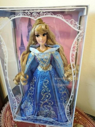 Disney Store Limited Edition 17 " Aurora Sleeping Beauty Blue Dress Doll
