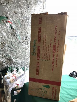 VINTAGE 6FT SILVER ALUMINUM CHRISTMAS TREE 94 Pom BRANCHES ORIG BOX Evergleam 2