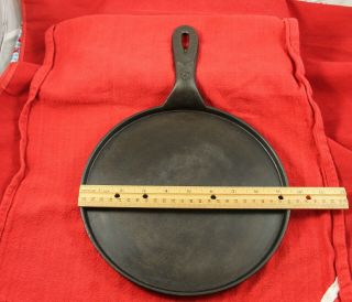 Vintage Buck And Wright No.  8 Griddle With Heat Ring 9 1/2 " Across Cleaned