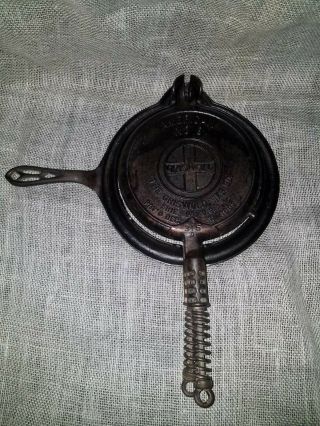 Griswold No.  8 Cast Iron Waffle Maker Pat No.  345a And Base 327a