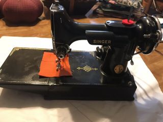Vintage Singer 1951 Featherweight 221 Sewing Machine,  Accessories,  Case Ak391770