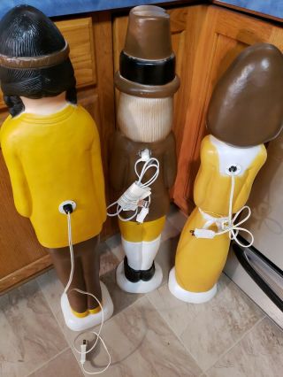 Vintage Union Products Don Featherstone Blow Mold Pilgrim Man/Lady and Indian 2