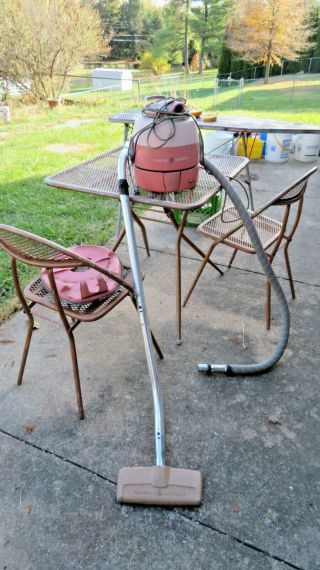 Vintage Ge Swivel - Top Canister Vacuum Cleaner V13c3 General Electric Pink