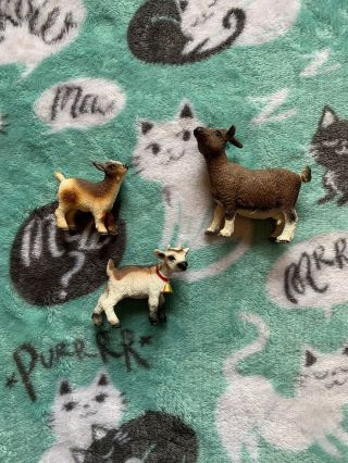 Schleich Farm Animal Models Dwarf Goats Nanny & Kid Retired Collar Bell