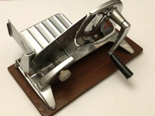 Vintage Hand Crank Meat Slicer General Model 150 Mid - Century Metal W/ Wood Base