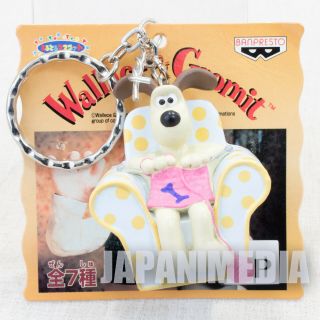 Wallace & Gromit Knitting On Sofa Figure Key Chain Banpresto Japan Ardman Anime