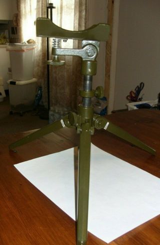US Army M15 Green Tripod with M42A1 Carrying Case 1960 ' s 1970 ' s 2