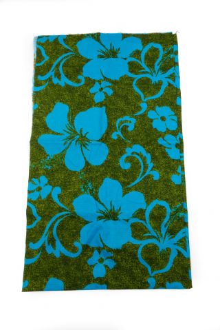 Vintage 50s 60s Hawaii Floral Green Blue Bright Barkcloth Fabric 150” X 43” 2