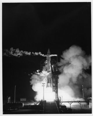 Mariner 8 / Orig Nasa 8x10 Press Photo - Atlas - Centaur Launch On May 8,  1971