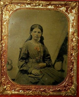 1/6th Size Tintype Image Of Pretty Young Girl In A Full Case