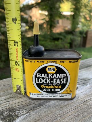 Vintage NAPA Balkamp Lock Fluid Handy Oiler 4 Oz Metal Oil Can Gas sign 2
