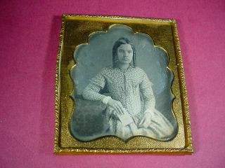 Stunning Young Lady With Finger Curls 1/6 Plate Daguerreotype Scratched