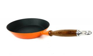 Le Creuset 28 Flame Orange Enamel Cast Iron Saute Frying Pan Wood Handle -