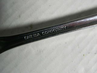 Oneida Community ROYAL FLUTE Stainless Steel FOUR Teaspoons 6 