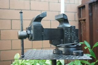 Vintage Chas Parker No.  974 Machinist Swivel Bench Vise 4  Jaw 62 Lbs Vice
