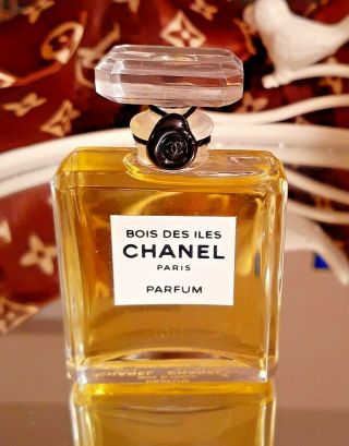 Chanel Bois Des Iles Parfum 15 Ml Perfume 1/2 Oz.  Vintage Classic Scent Stunning