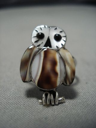 Magnificent Vintage Zuni Native American Owl Shell Sterling Silver Ring