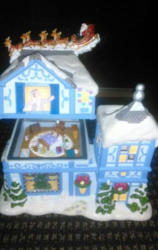 Partylite Night Before Christmas Musical Tealight Candle House Up On The Rooftop