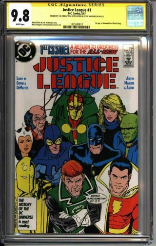 Justice League 1 Cgc 9.  8 Ss Signed Dematteis Giffen Maguire (1425590017)