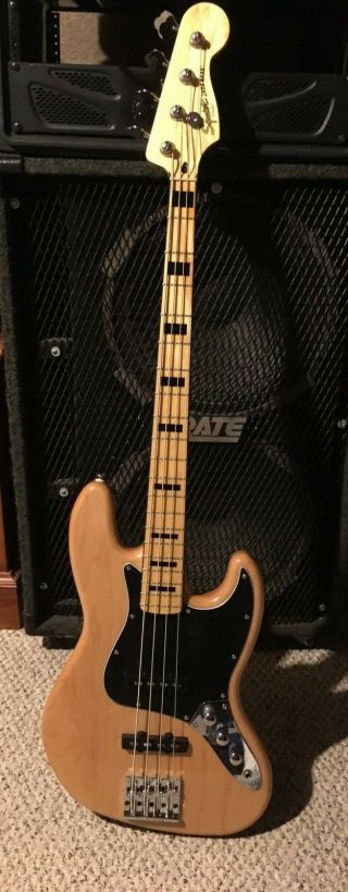 Squier By Fender Vintage Modified 70s Jazz Bass,  4 - String,  Right Hand,  Natural