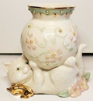 Lenox Petals And Pearls Cat/kitten Bud Vase Figurine Gold And Pearl Accents