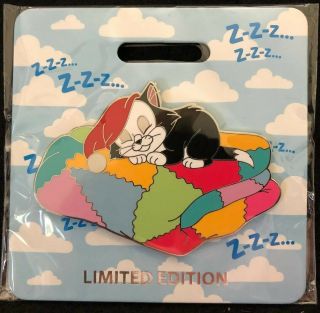D23 Expo 2019 Wdi Mog Cat Nap Pin - Figaro From Pinocchio Le 300