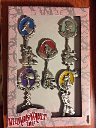 Villains Vault 2017 Pin 5 Key Box Set Le150 Disneyland Hook Yzma Cruella Hades